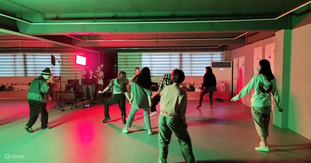 One Day Kpop Dancing Class Klook
